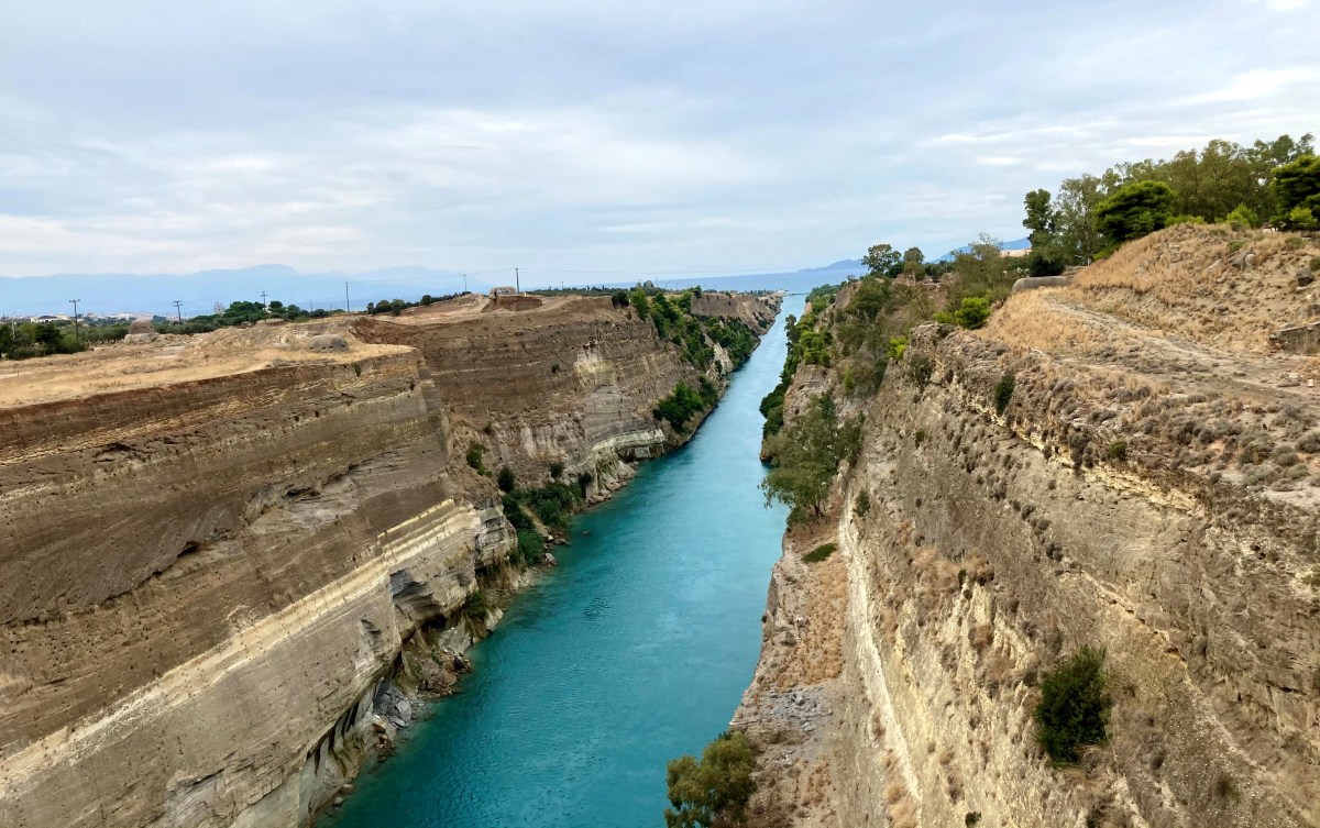 נאפפליו, מפרץ קורינתוס ואגם ווליאגמני Nafplion, Corinth Canal, Vouliagmeni&nbsp;Lake